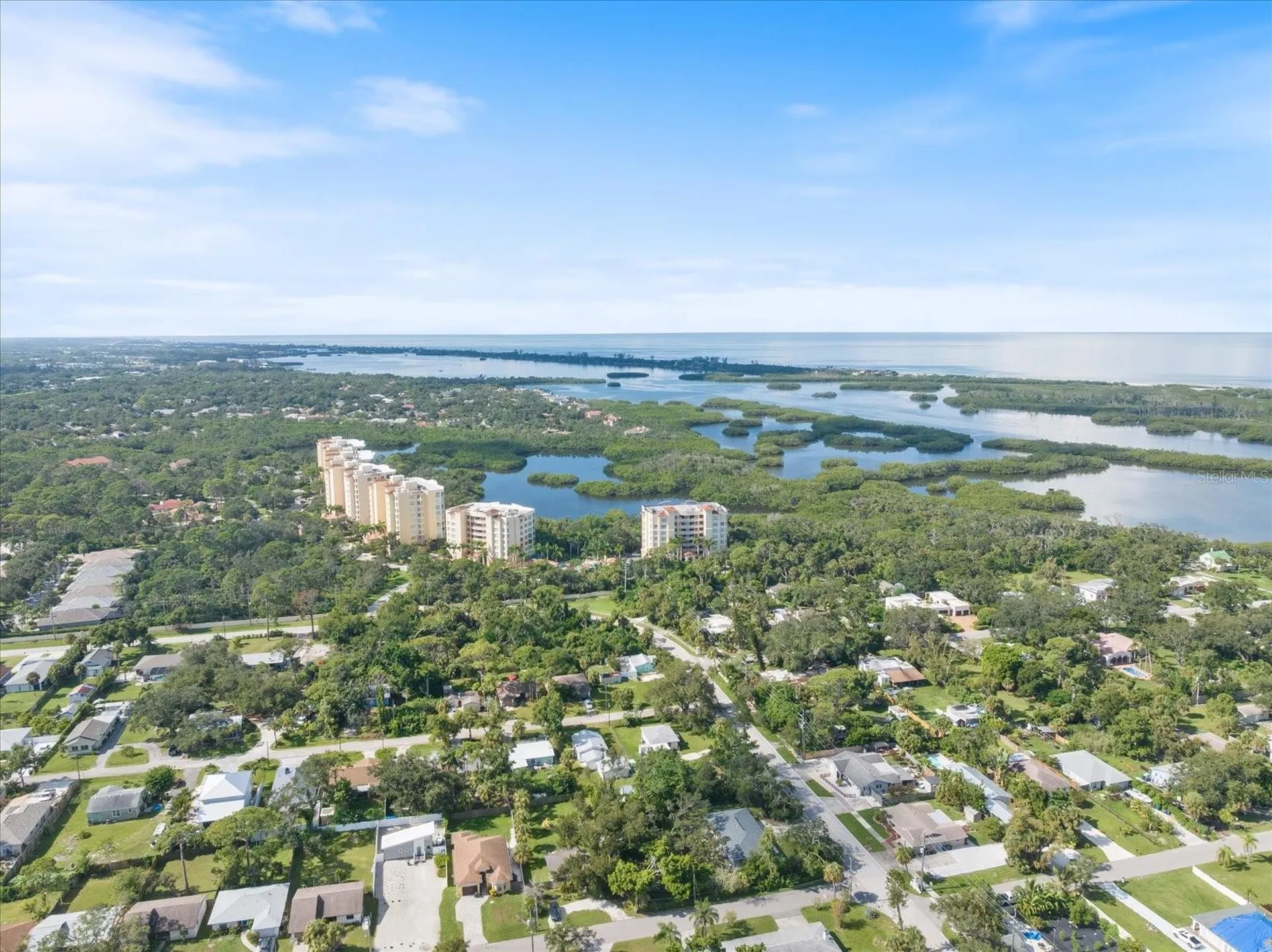 8915 Vamo Road Sarasota FL 34231