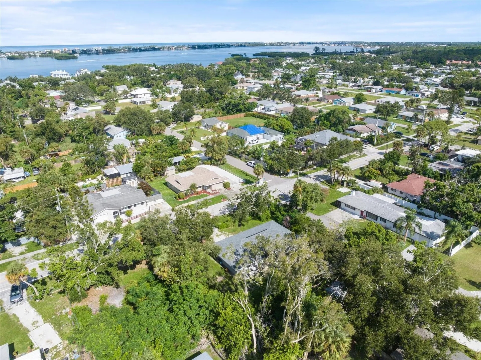 8915 Vamo Road Sarasota FL 34231