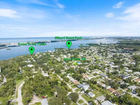 8915 Vamo Road Sarasota FL 34231