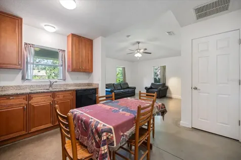 8915 Vamo Road Sarasota FL 34231