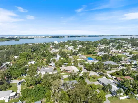 8915 Vamo Road Sarasota FL 34231