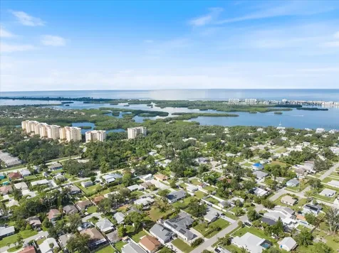 8915 Vamo Road Sarasota FL 34231