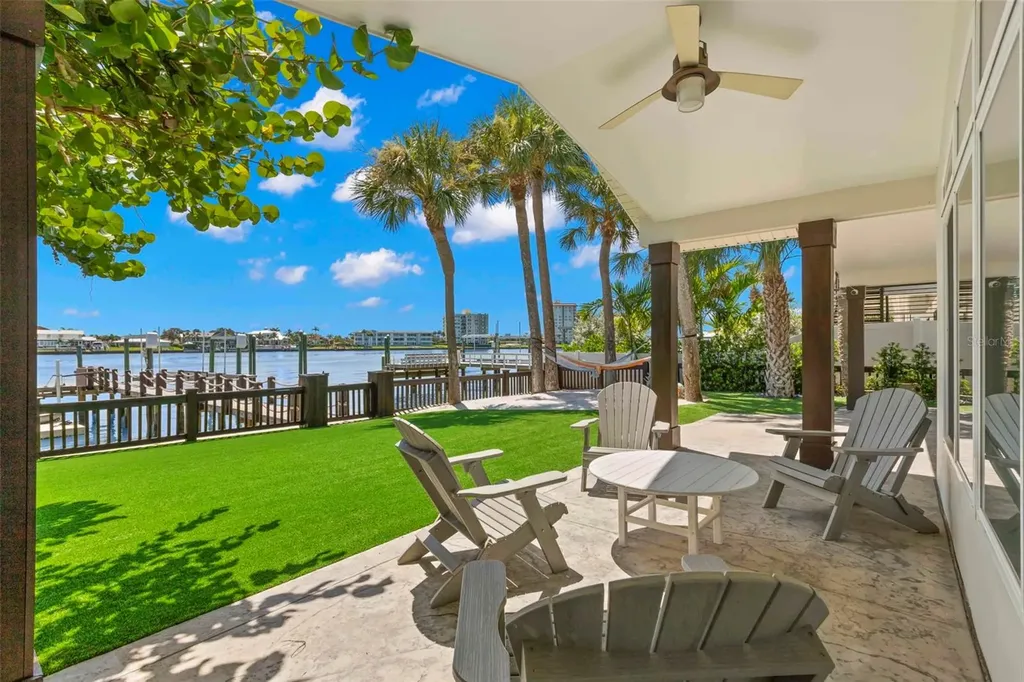 819 Bay Esplanade Clearwater Beach FL 33767