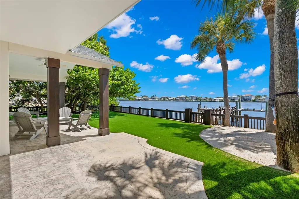 819 Bay Esplanade Clearwater Beach FL 33767