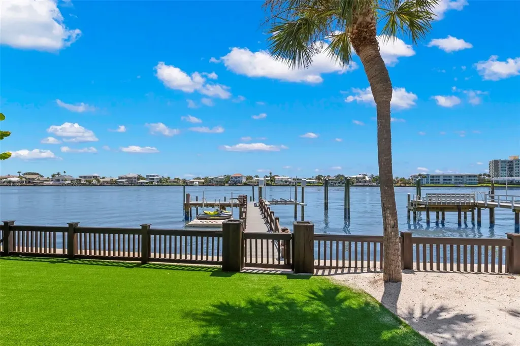 819 Bay Esplanade Clearwater Beach FL 33767