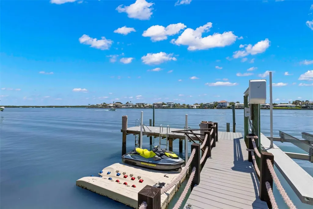 819 Bay Esplanade Clearwater Beach FL 33767