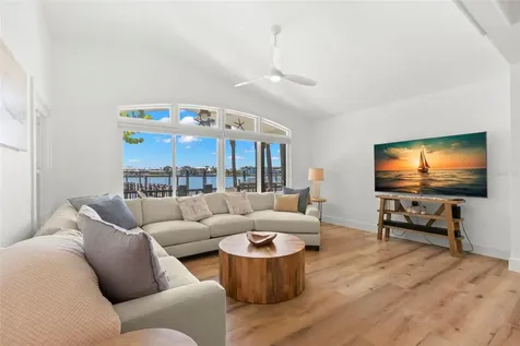 819 Bay Esplanade Clearwater Beach FL 33767