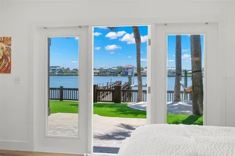 819 Bay Esplanade Clearwater Beach FL 33767
