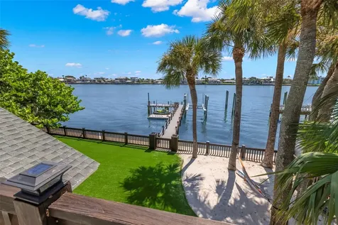 819 Bay Esplanade Clearwater Beach FL 33767