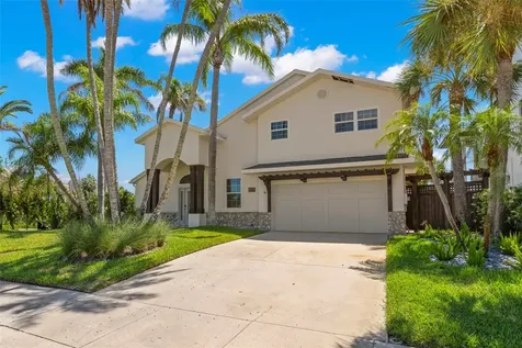 819 Bay Esplanade Clearwater Beach FL 33767