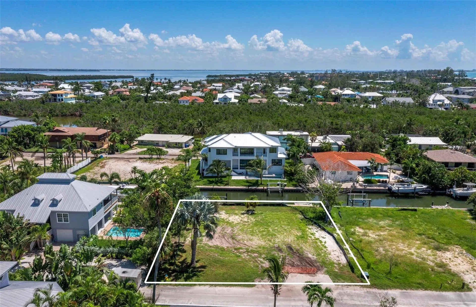 570 De Narvaez Drive Longboat Key FL 34228