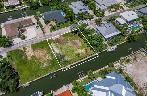570 De Narvaez Drive Longboat Key FL 34228