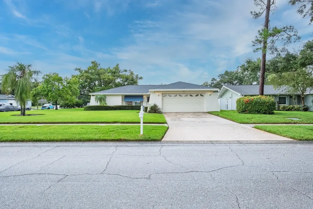 2812 Fair Green Drive Clearwater FL 33761