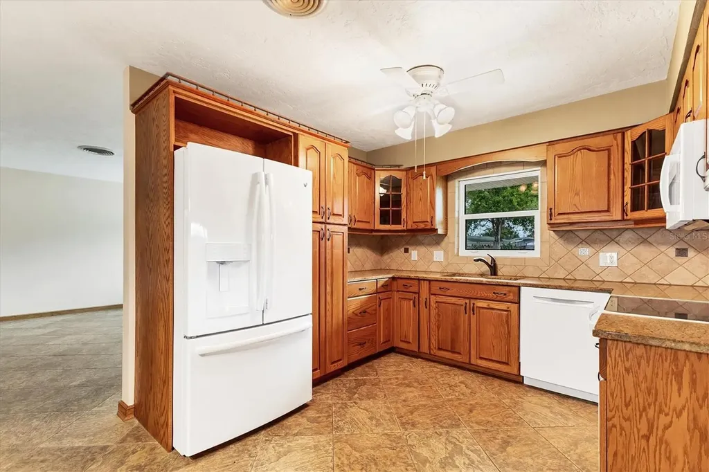 3072 Meyer Drive Sarasota FL 34239