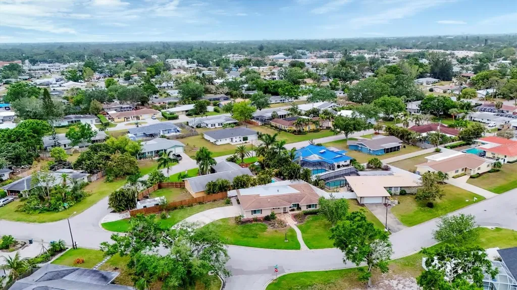 3072 Meyer Drive Sarasota FL 34239