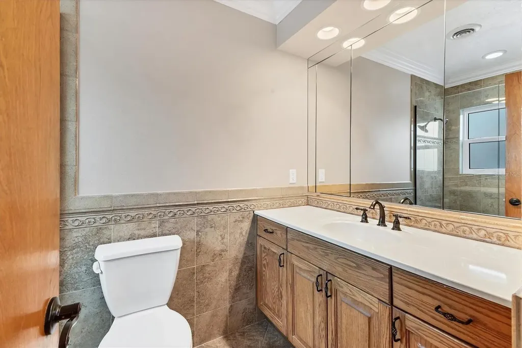 3072 Meyer Drive Sarasota FL 34239