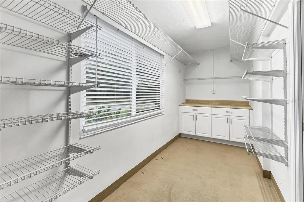 3072 Meyer Drive Sarasota FL 34239
