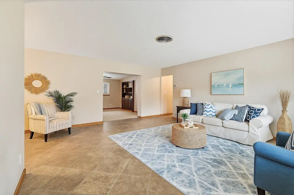 3072 Meyer Drive Sarasota FL 34239