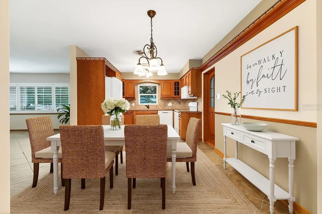 3072 Meyer Drive Sarasota FL 34239
