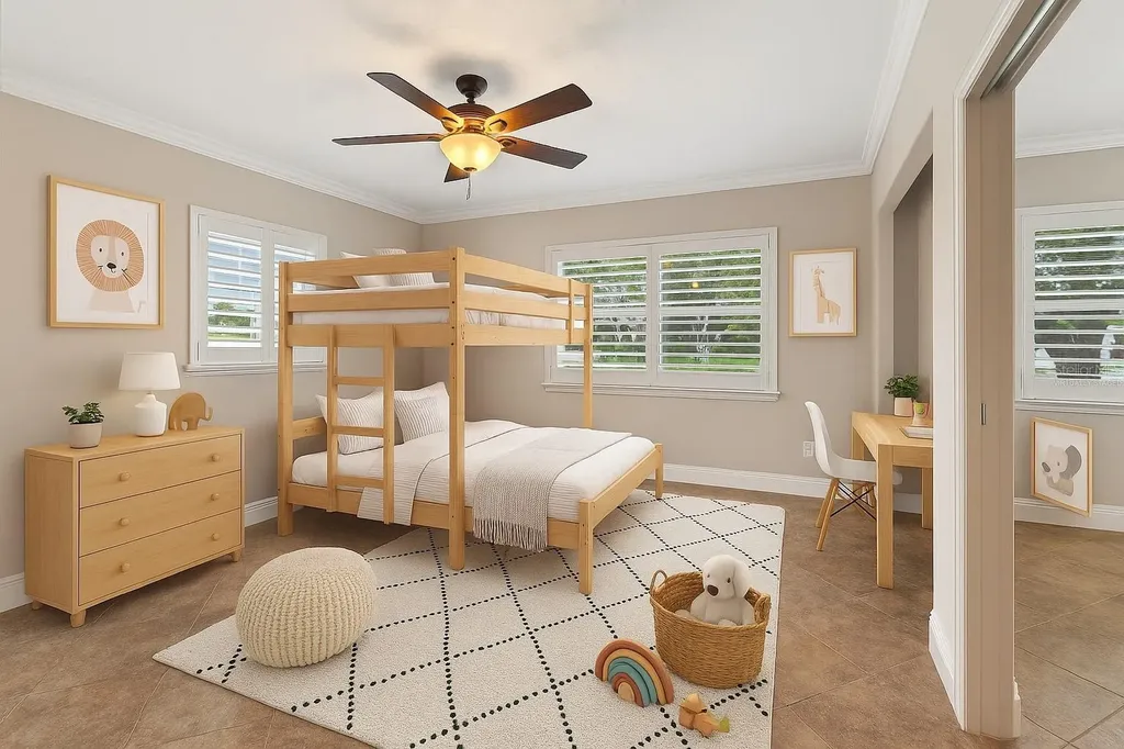 3072 Meyer Drive Sarasota FL 34239