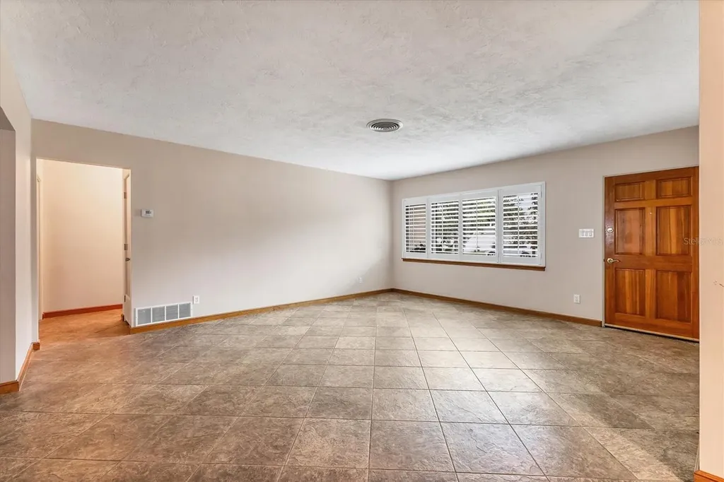 3072 Meyer Drive Sarasota FL 34239