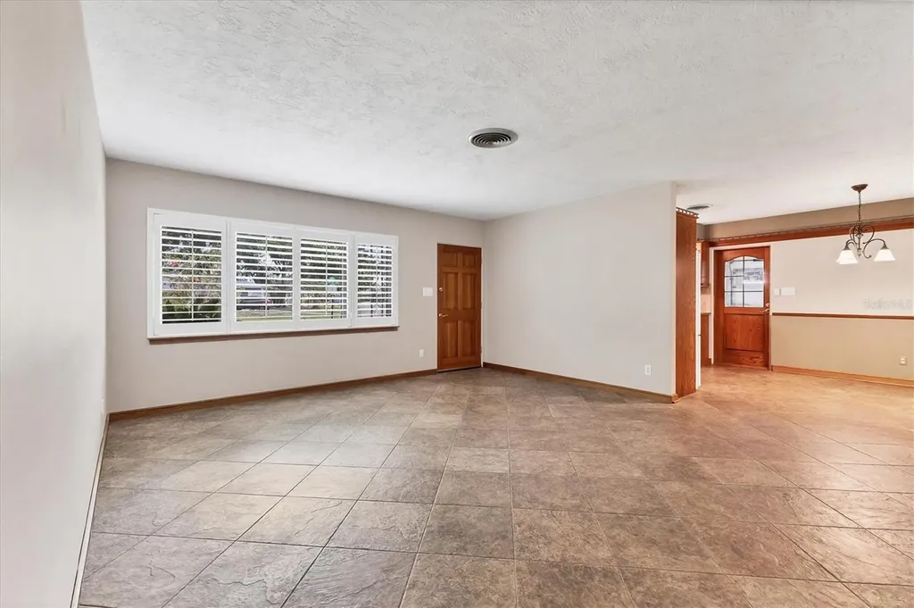 3072 Meyer Drive Sarasota FL 34239