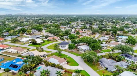 3072 Meyer Drive Sarasota FL 34239