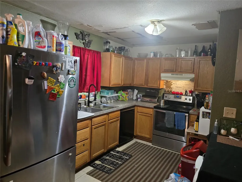 1906 Damon Avenue Kissimmee FL 34744