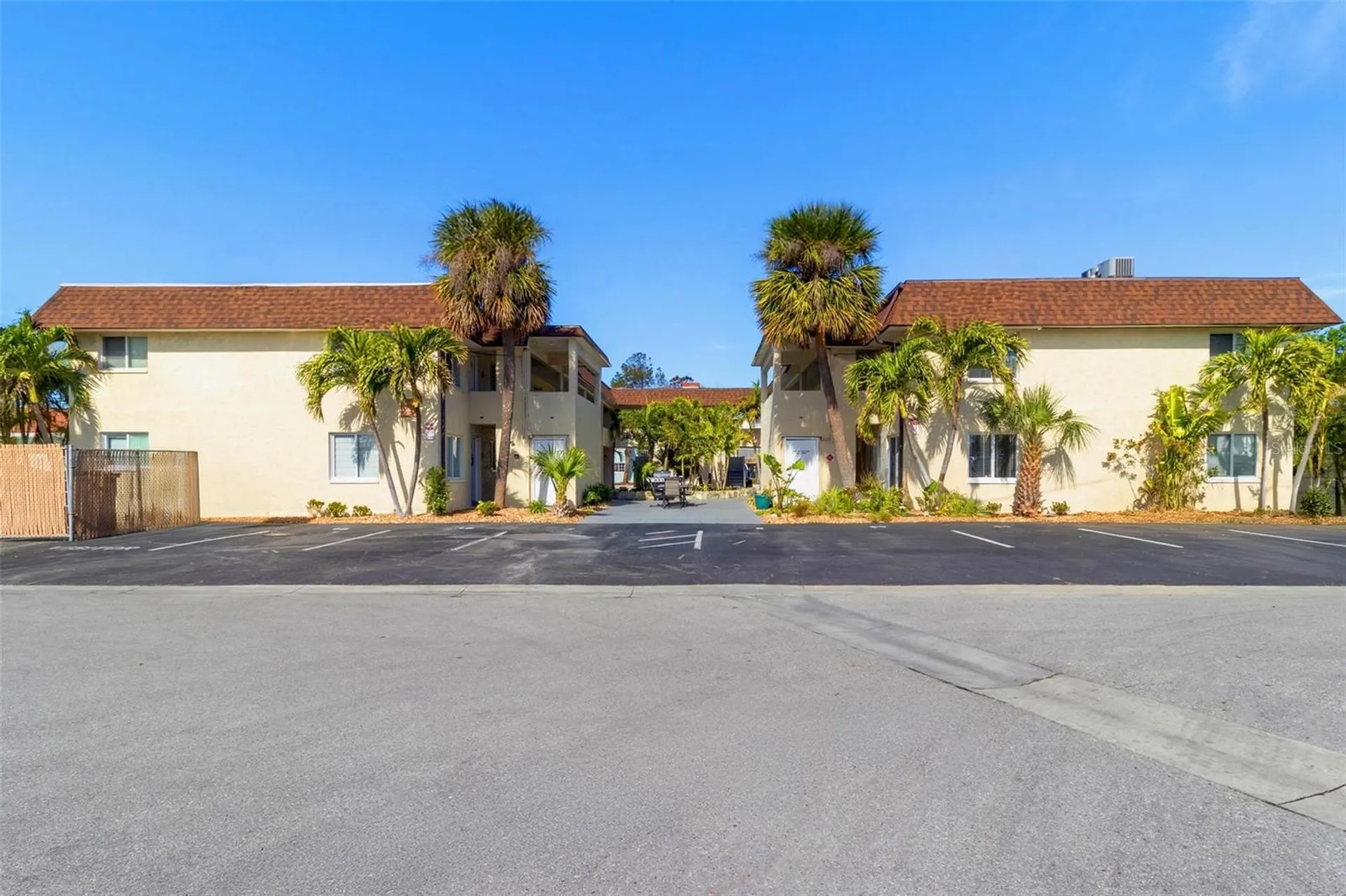 2704 2nd Street Indian Rocks Beach FL 33785
