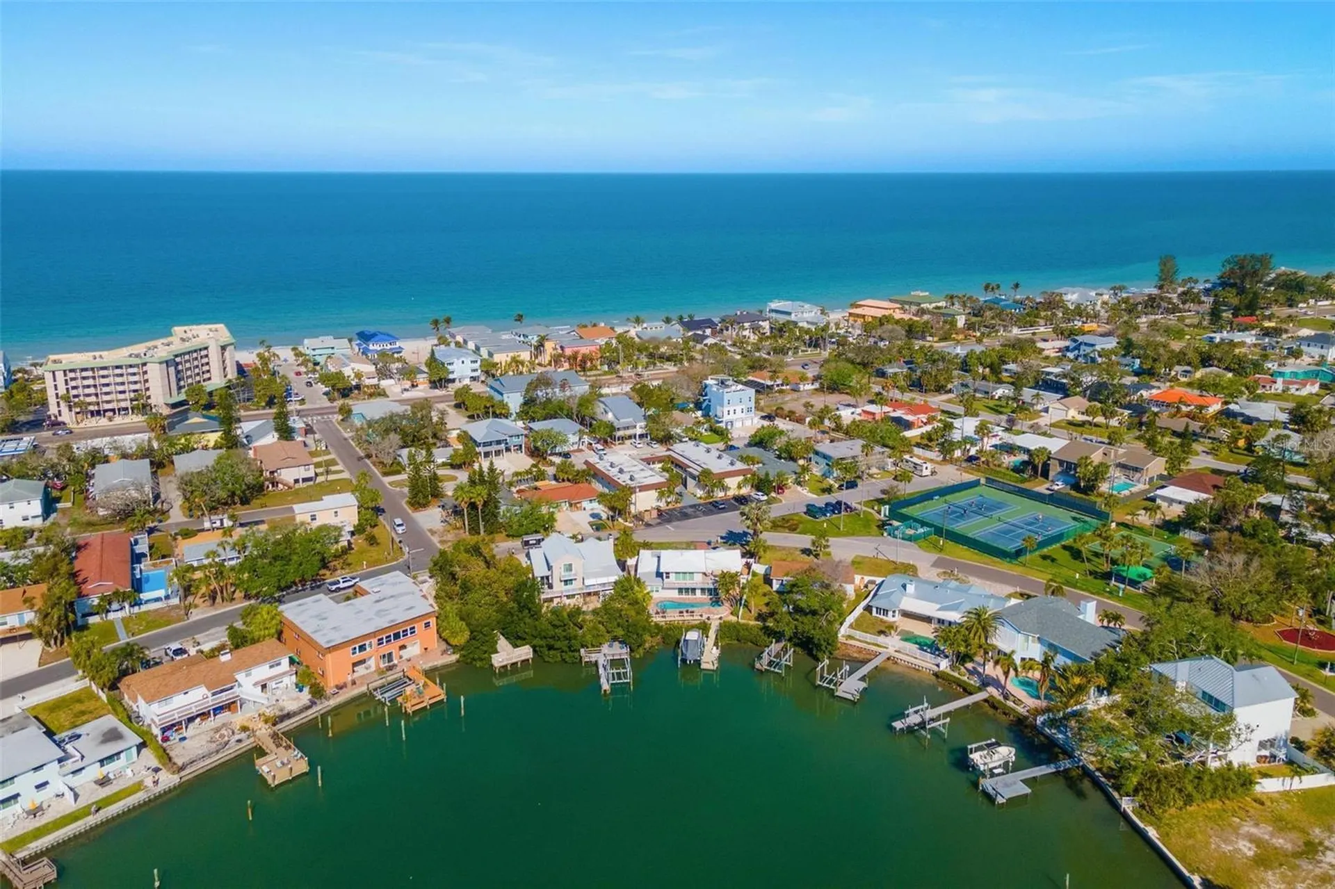 2704 2nd Street Indian Rocks Beach FL 33785