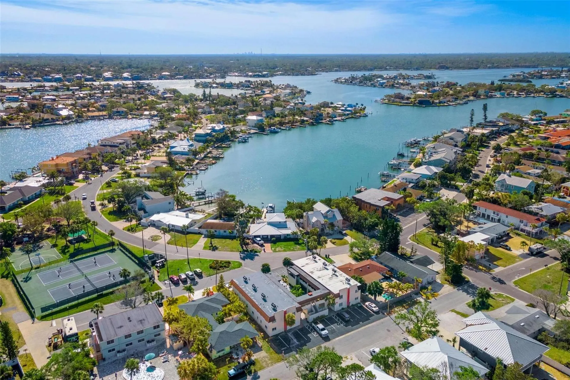 2704 2nd Street Indian Rocks Beach FL 33785