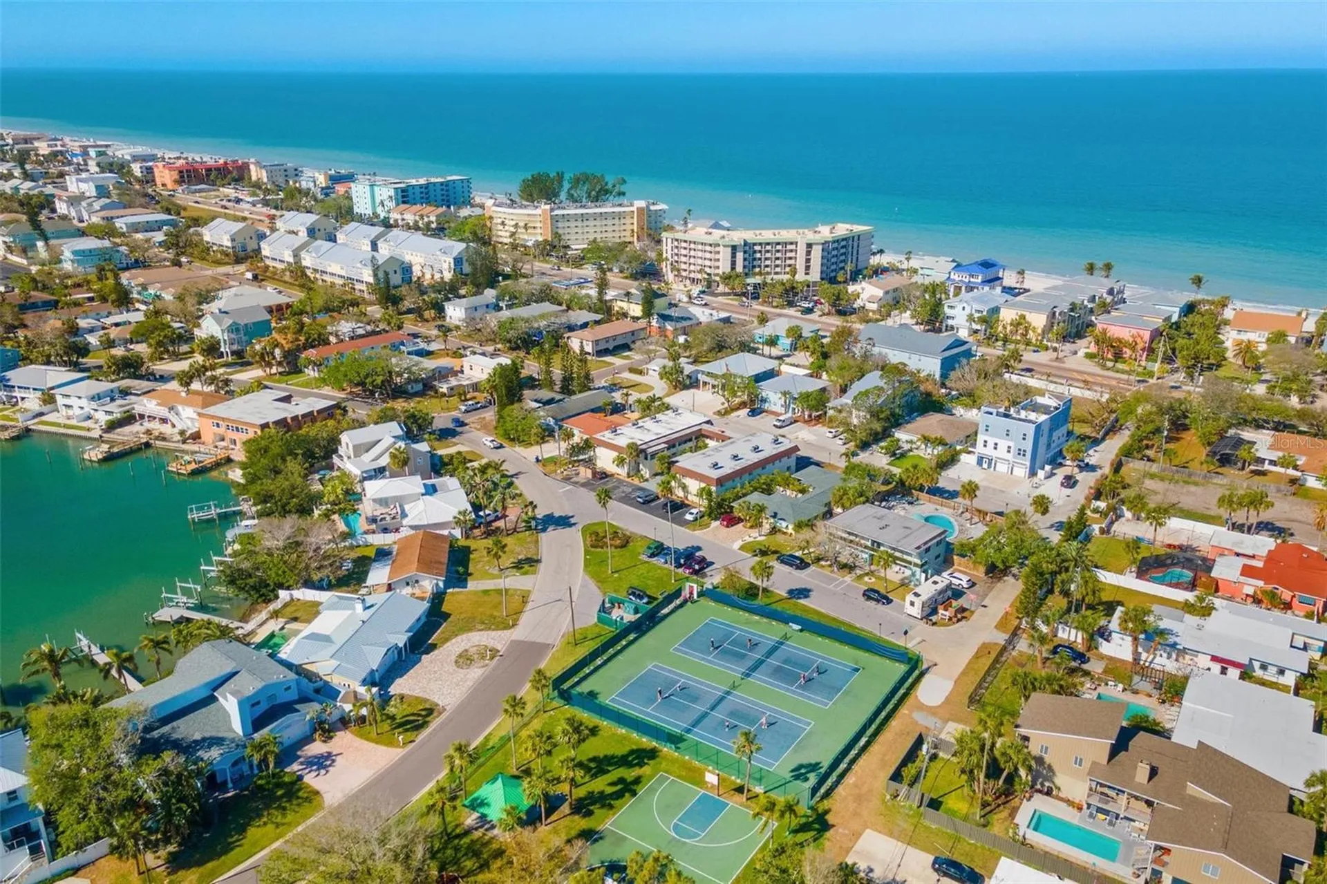 2704 2nd Street Indian Rocks Beach FL 33785