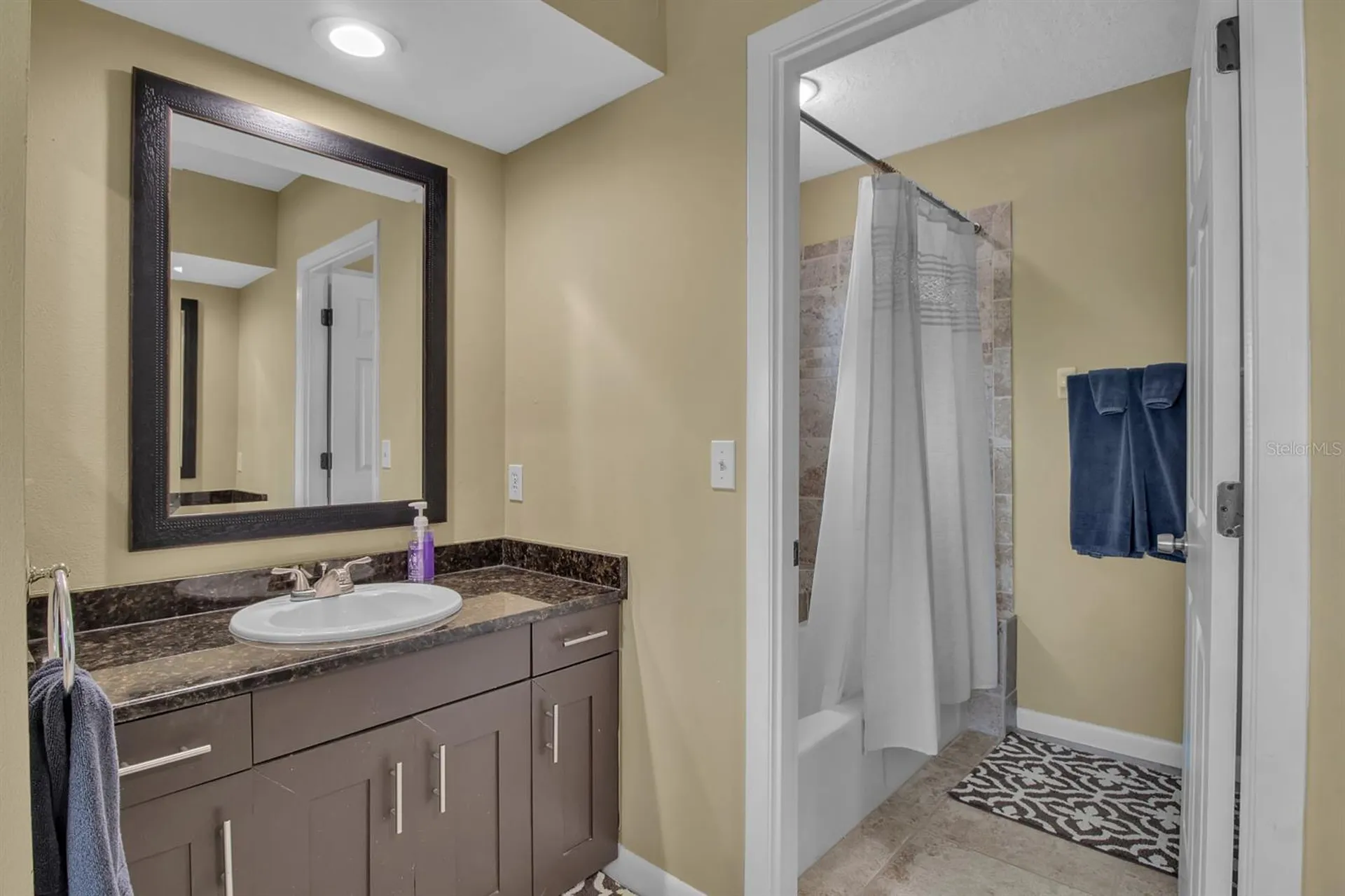 528 Forest Way Longboat Key FL 34228