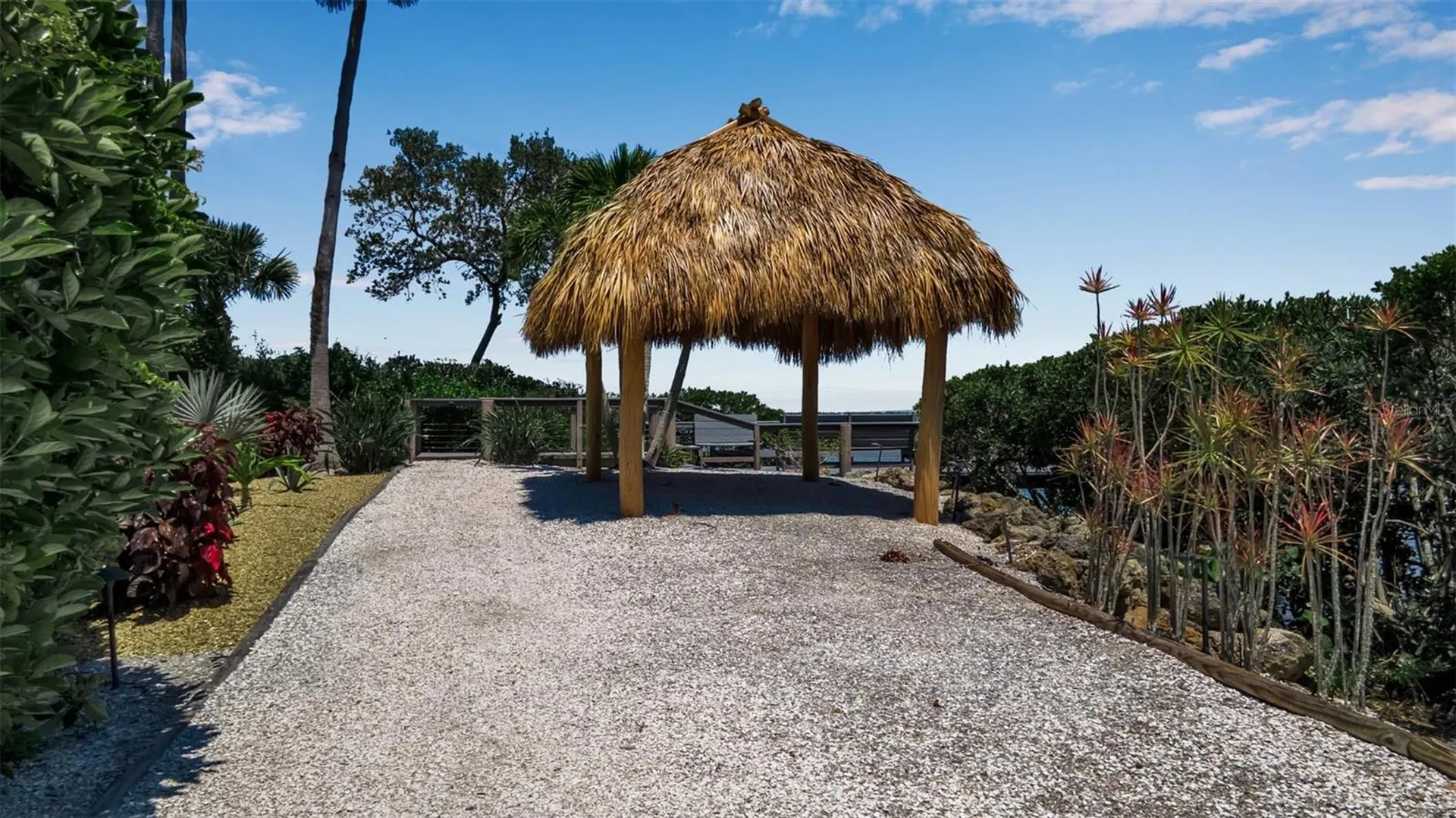 528 Forest Way Longboat Key FL 34228