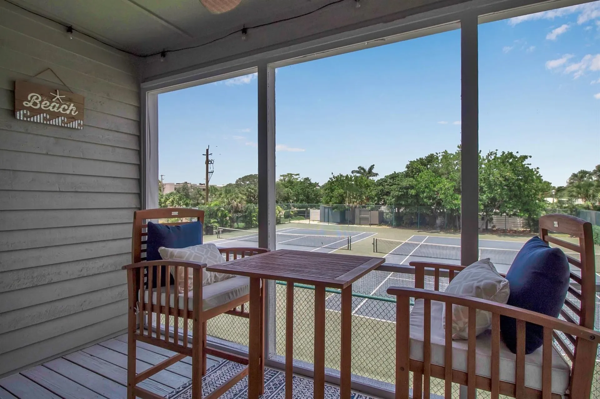 528 Forest Way Longboat Key FL 34228