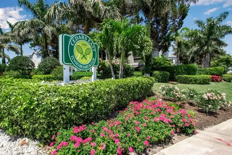 528 Forest Way Longboat Key FL 34228