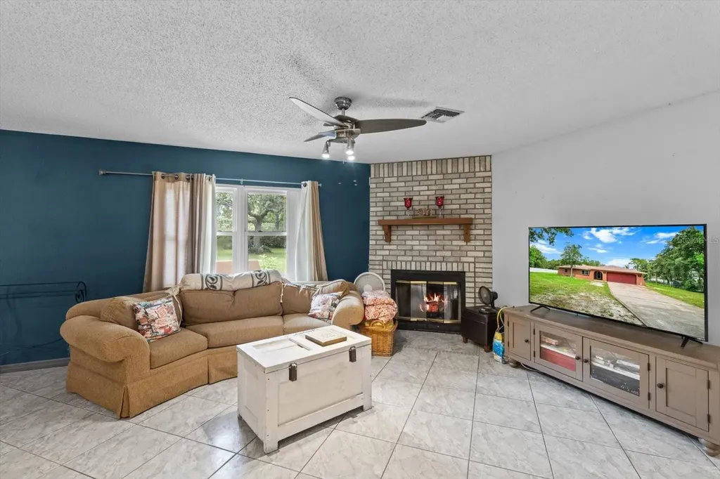 7131 W Green Acres Street Homosassa FL 34446