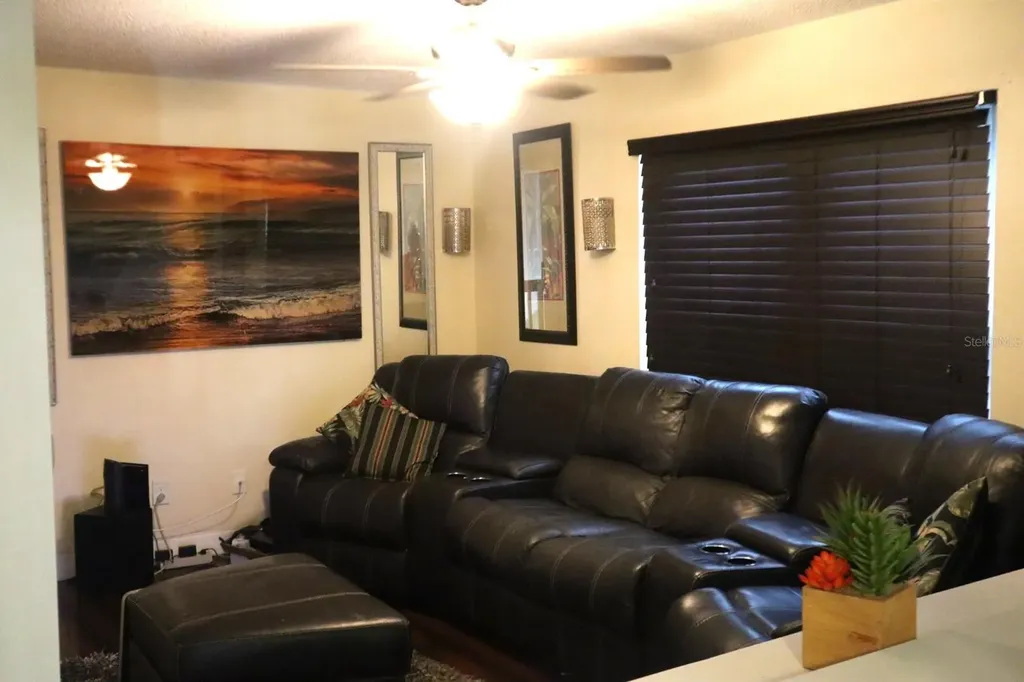 5410 Old Oak Tree Drive Orlando FL 32808