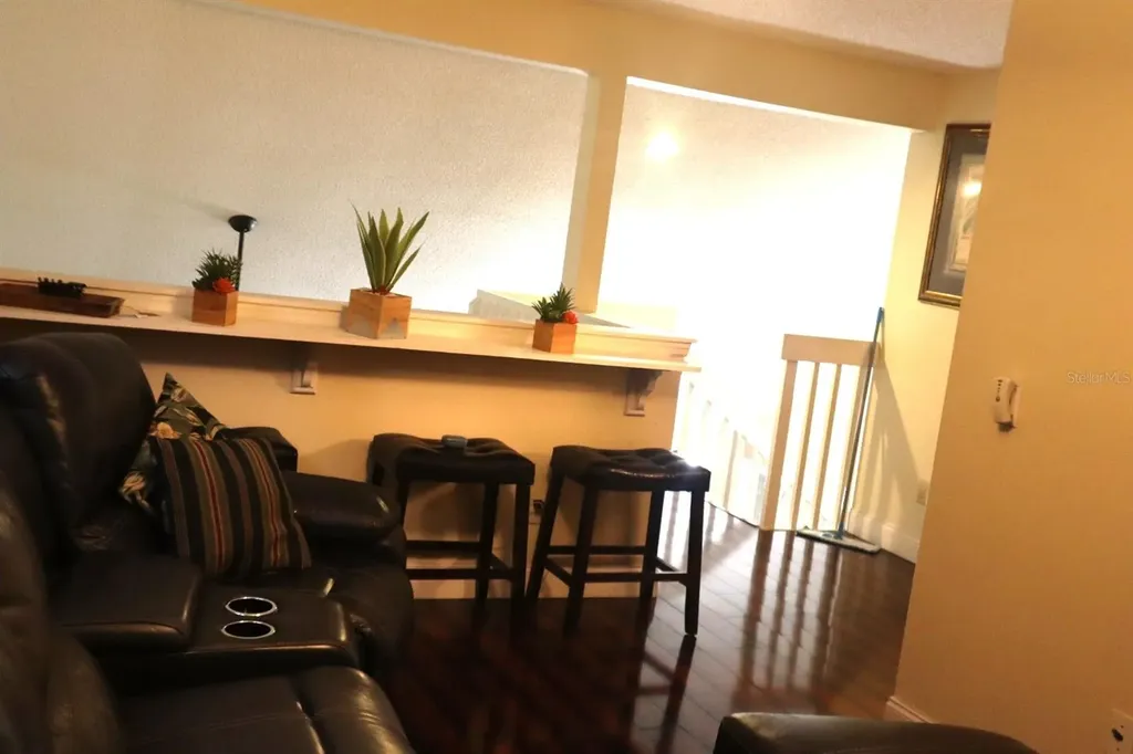 5410 Old Oak Tree Drive Orlando FL 32808