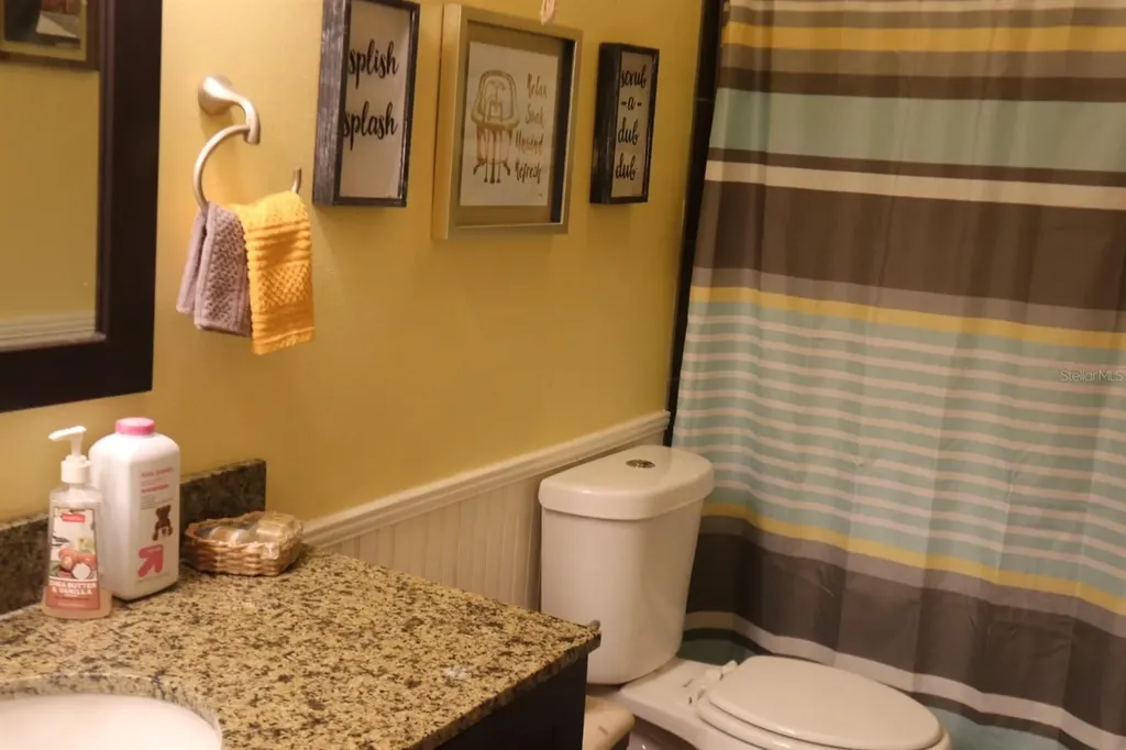 5410 Old Oak Tree Drive Orlando FL 32808