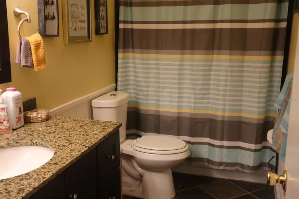 5410 Old Oak Tree Drive Orlando FL 32808