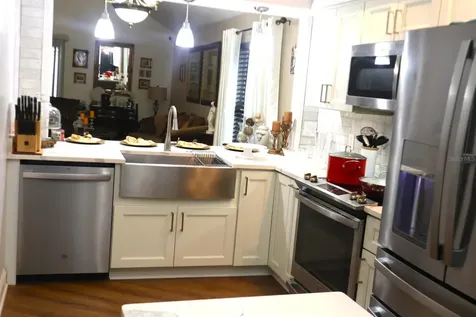 5410 Old Oak Tree Drive Orlando FL 32808