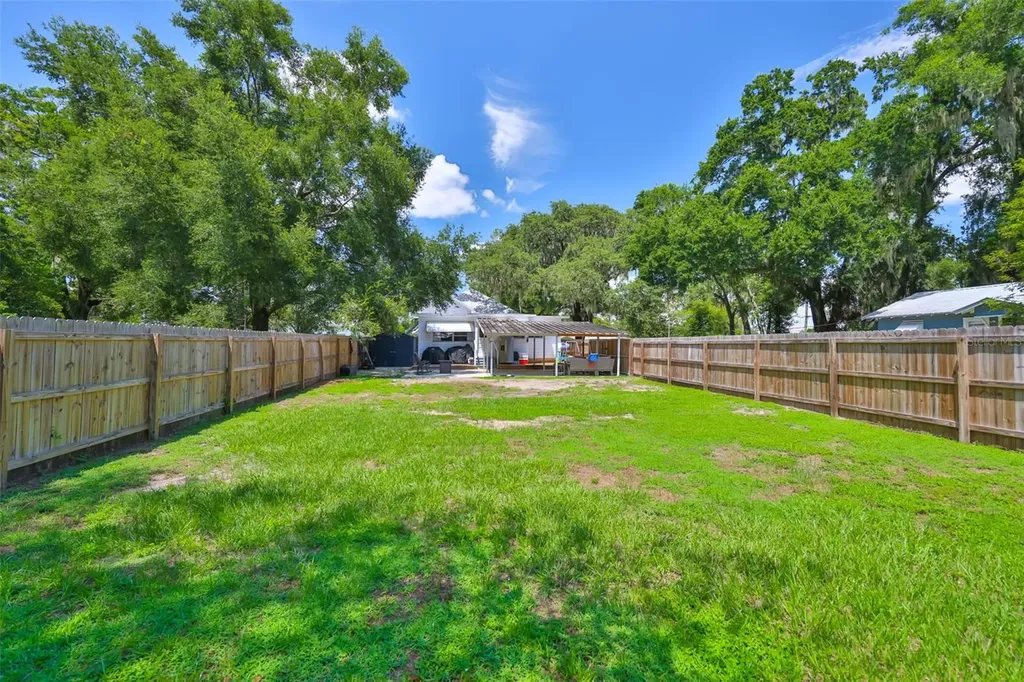 305 W Tever Street Plant City FL 33563