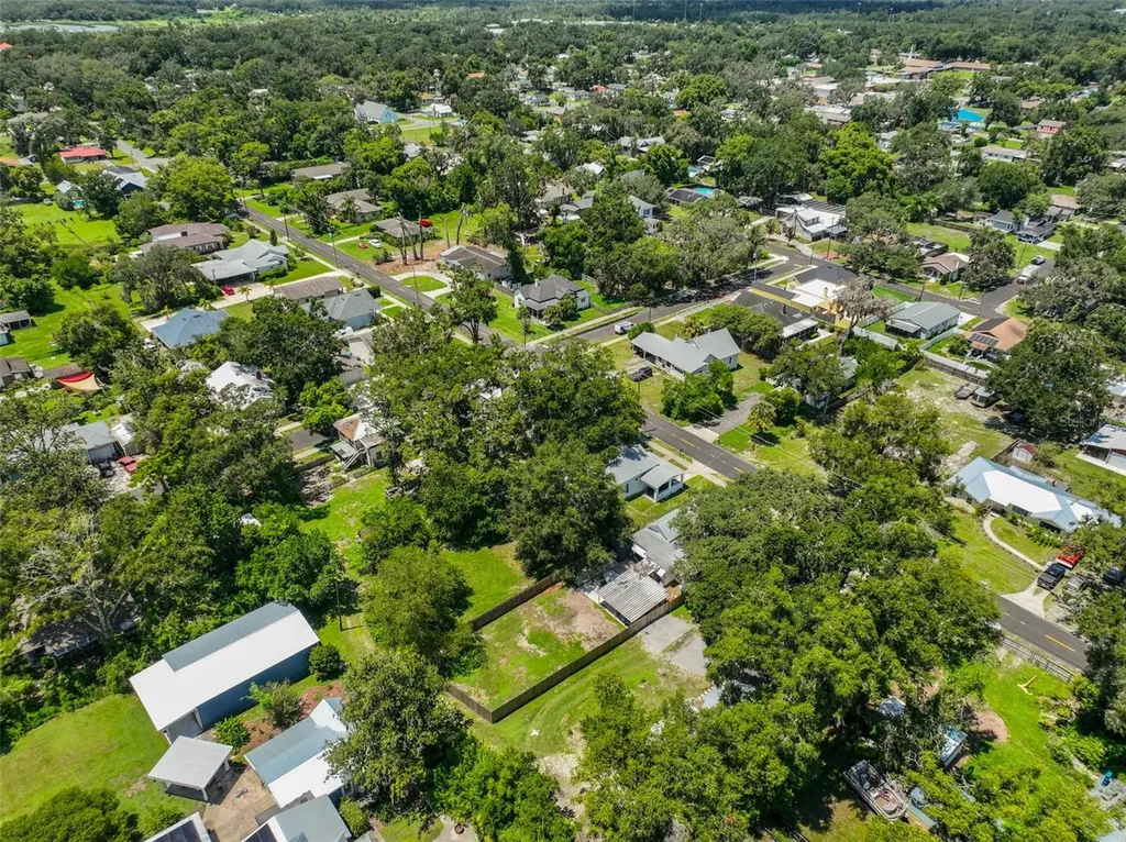 305 W Tever Street Plant City FL 33563