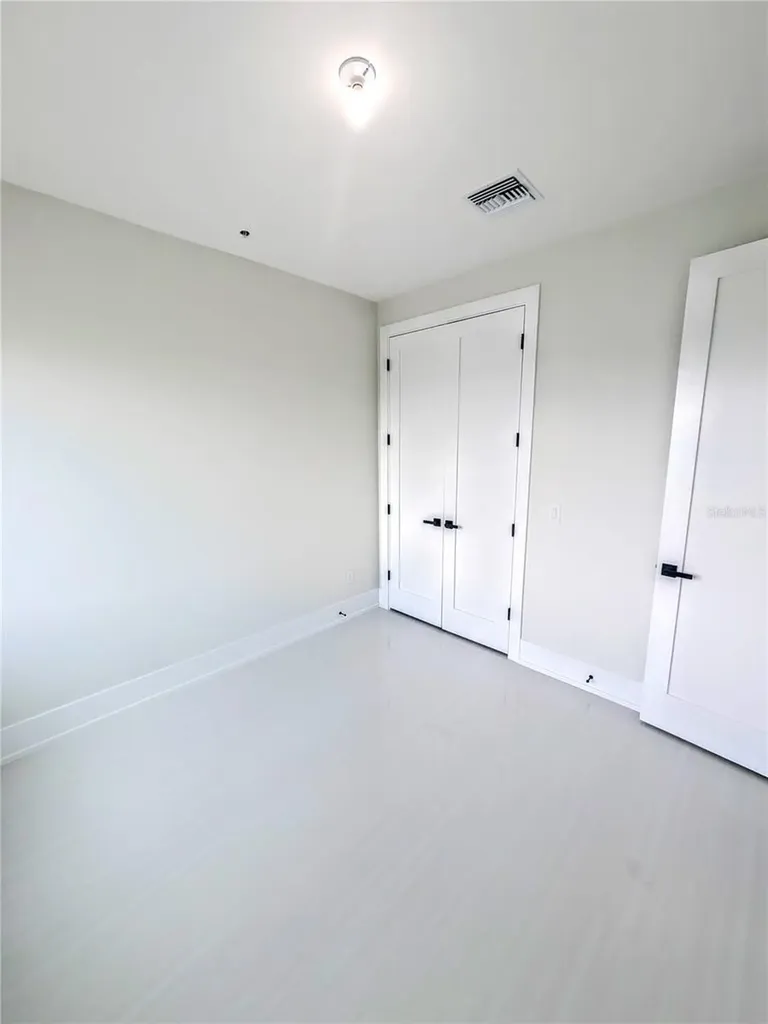 2194 Fruitville Road Sarasota FL 34237