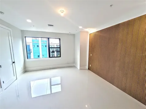 2194 Fruitville Road Sarasota FL 34237