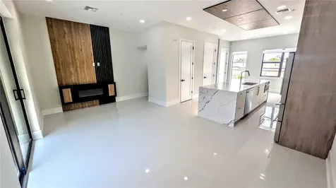2194 Fruitville Road Sarasota FL 34237