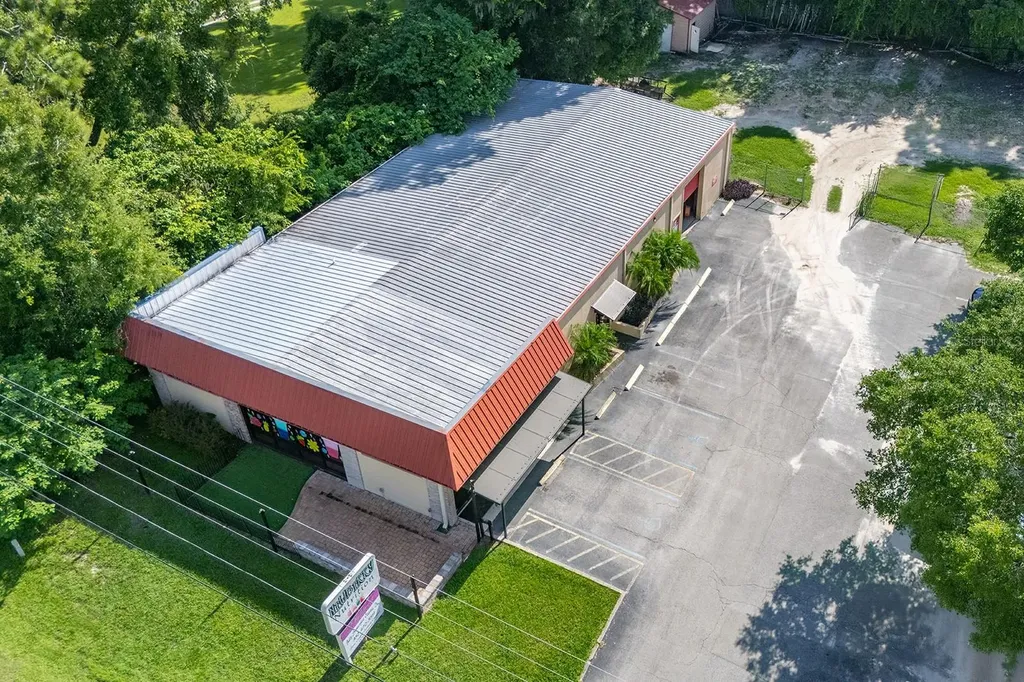 305 SW 250th Street Newberry FL 32669