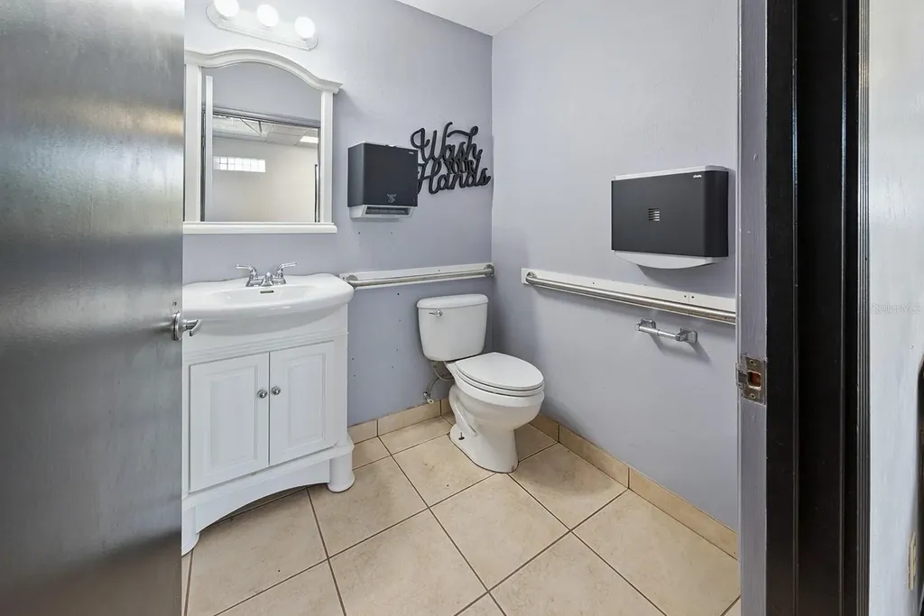 305 SW 250th Street Newberry FL 32669