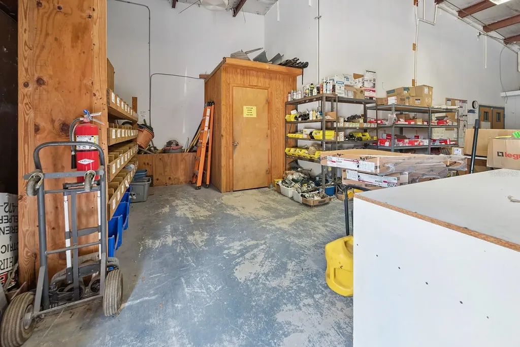 305 SW 250th Street Newberry FL 32669